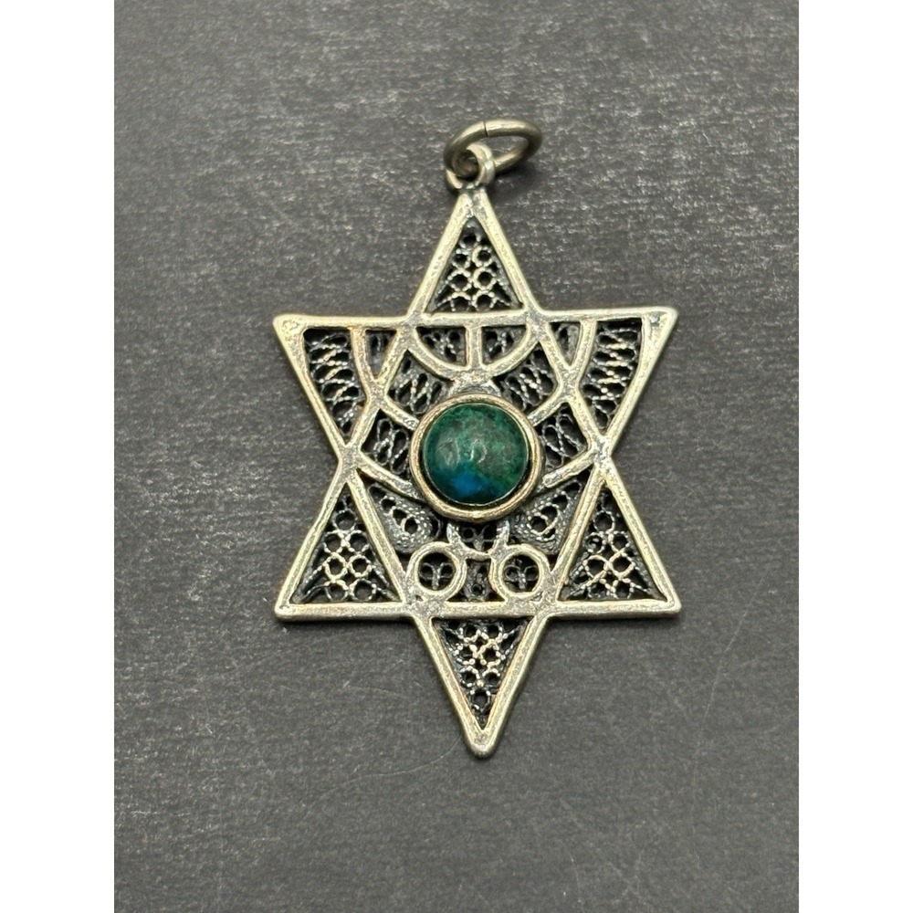 Vintage Sterling Silver Green Turquoise Star If David Pendant 3 Grams H17